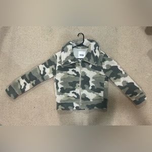 NWT steve madden camo fleece zip-up jacket